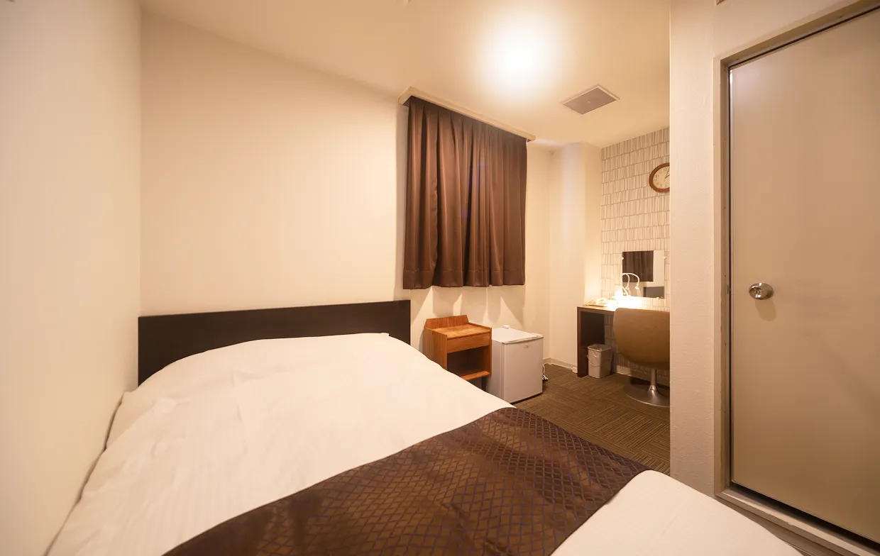 セミダブルルーム