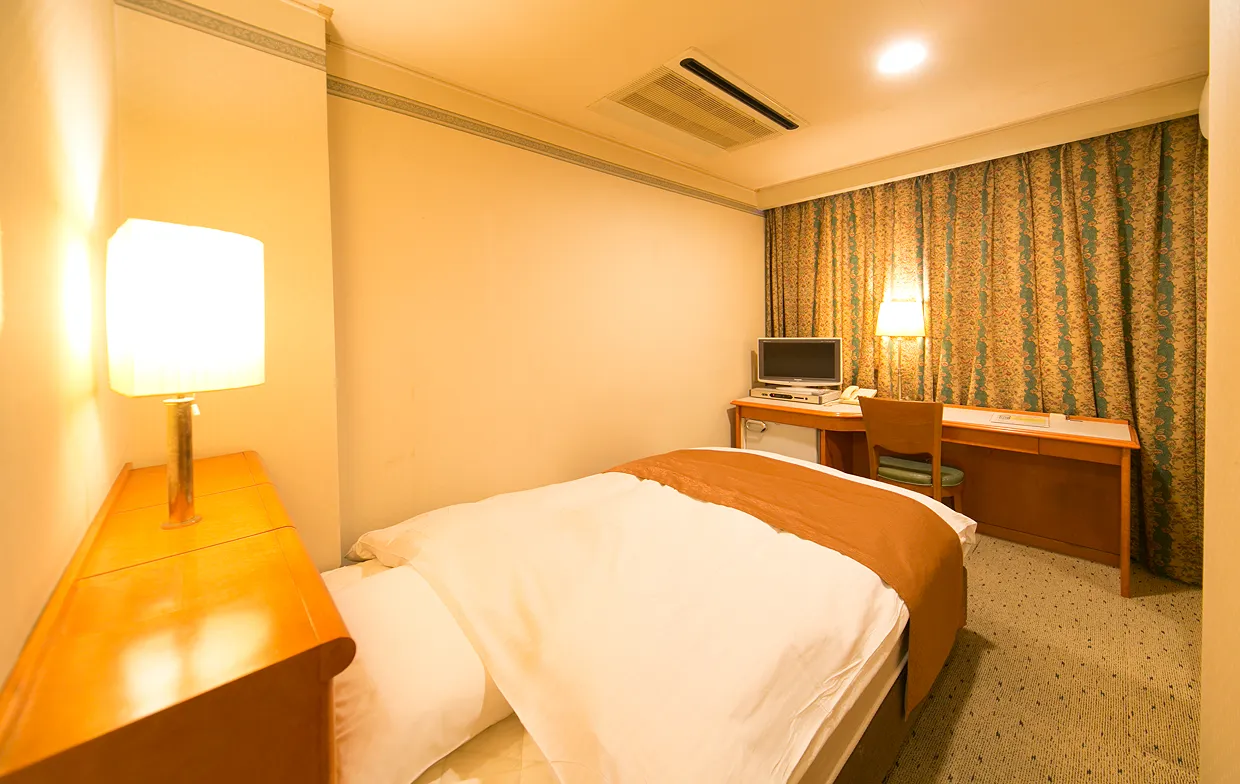 セミダブルルーム