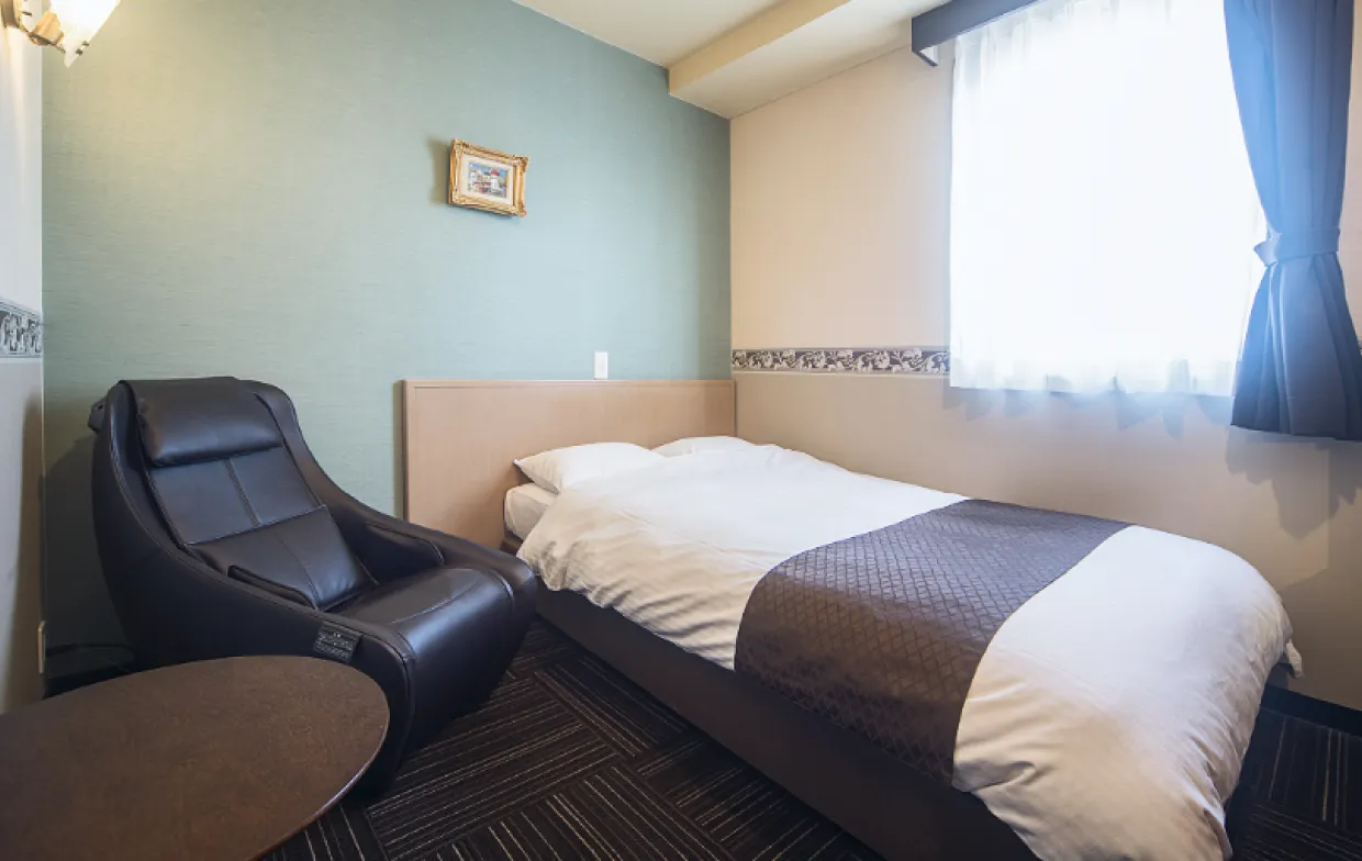 デラックス セミダブルルーム